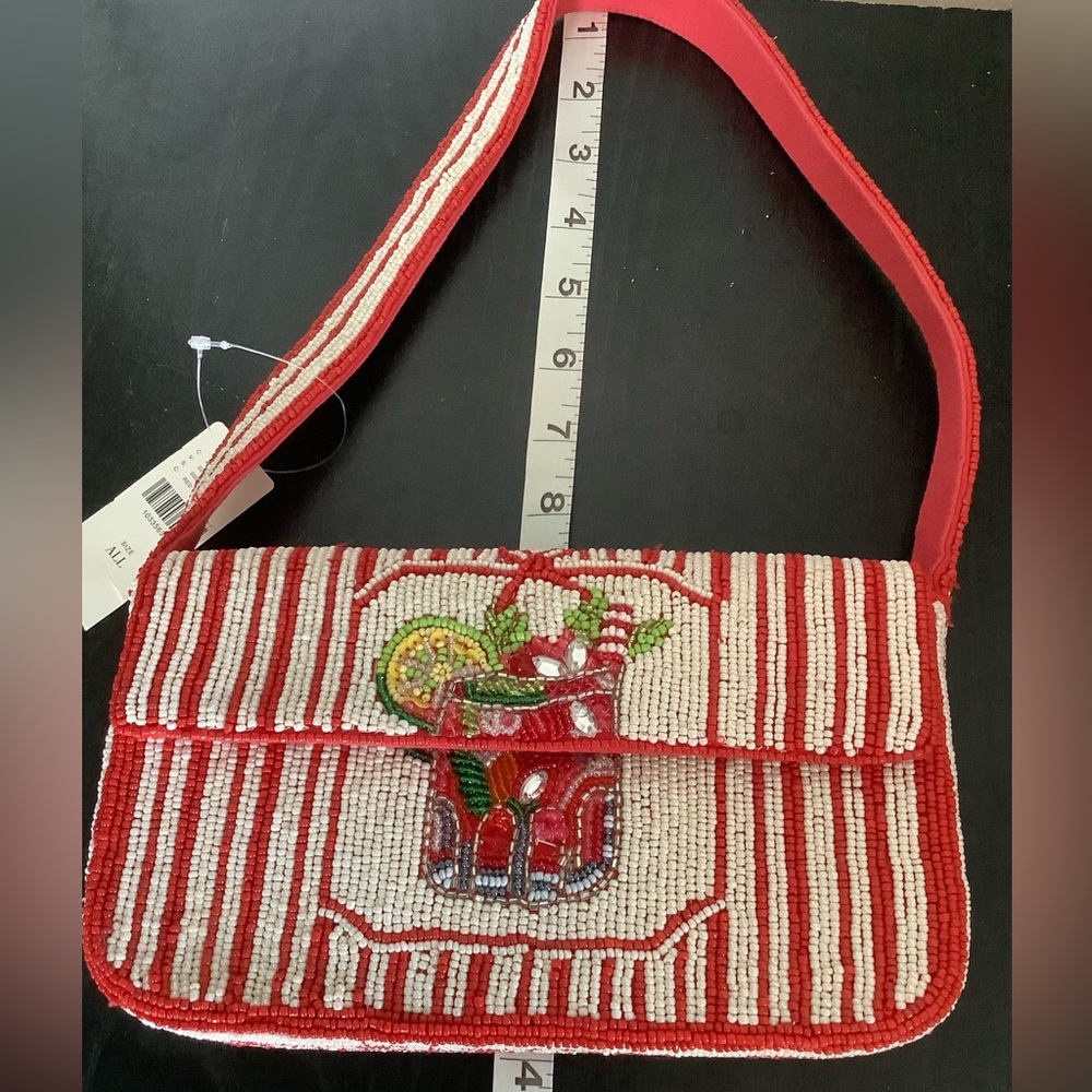 NWT Anthropology Fiona Red and White fully covered glass Beaded Bag - Picture 6 of 12